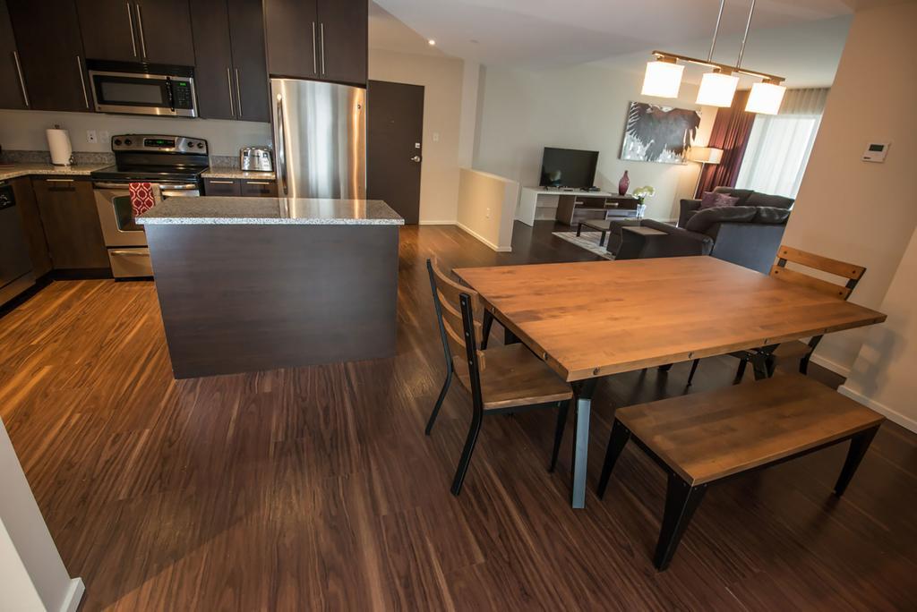 هاليفاكس Nova Suites Inc. المظهر الخارجي الصورة